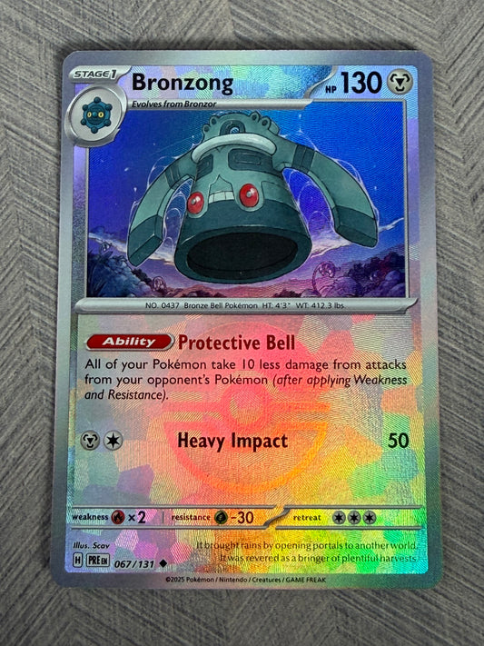 Bronzong 067/131 Poke Ball Rev Holo Prismatic Evolutions Pokémon Card - English